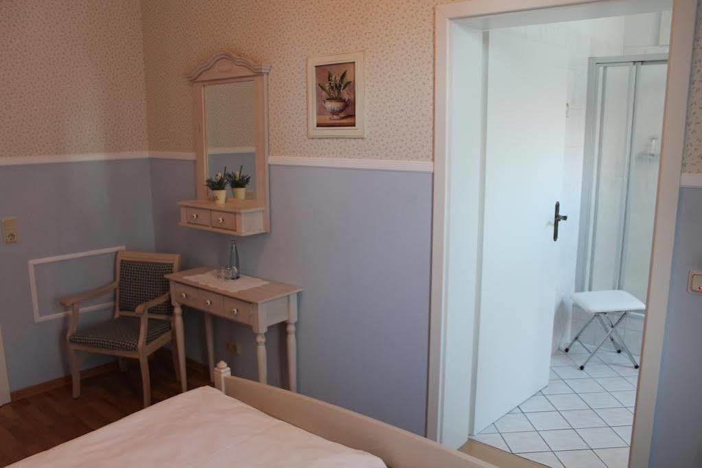 Hotel Zur Post Verbandsgemeinde Verbandsgemeinde Bernkastel-Kues Buitenkant foto