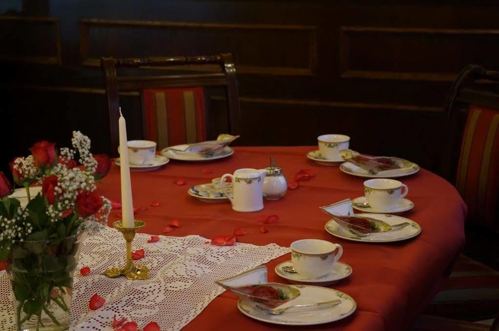 Hotel Zur Post Verbandsgemeinde Verbandsgemeinde Bernkastel-Kues Buitenkant foto