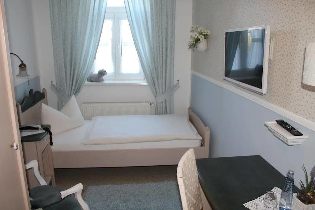 Hotel Zur Post Verbandsgemeinde Verbandsgemeinde Bernkastel-Kues Buitenkant foto